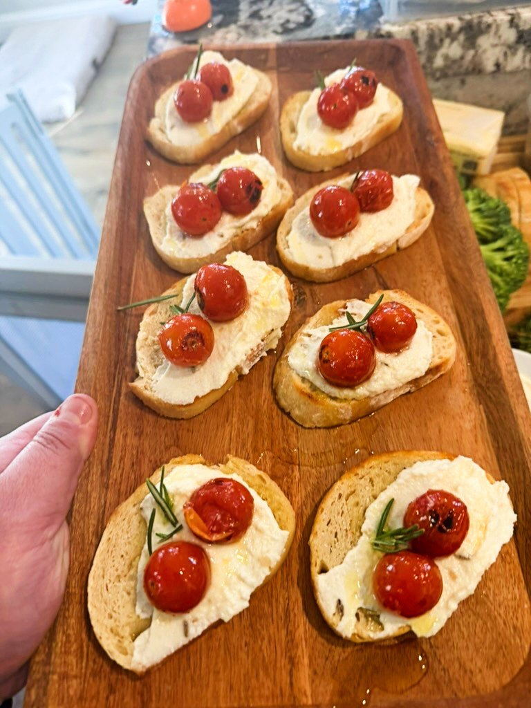 Bruschetta with cherry tomatoes